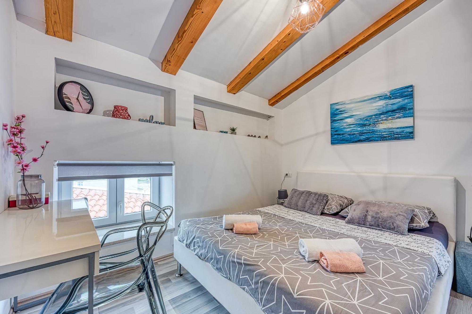 Apartments Mirjana Медулин Екстериор снимка