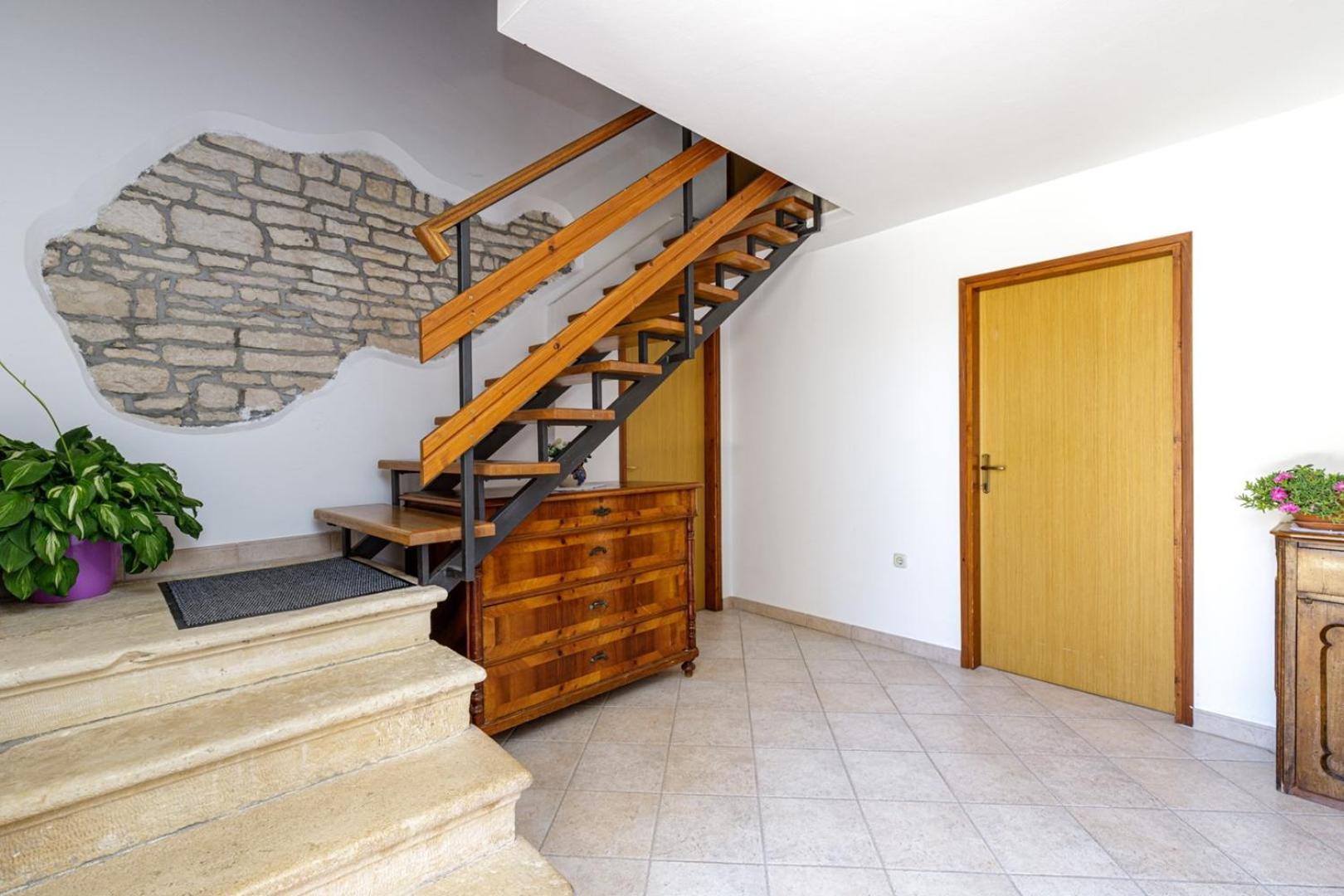 Apartments Mirjana Медулин Екстериор снимка